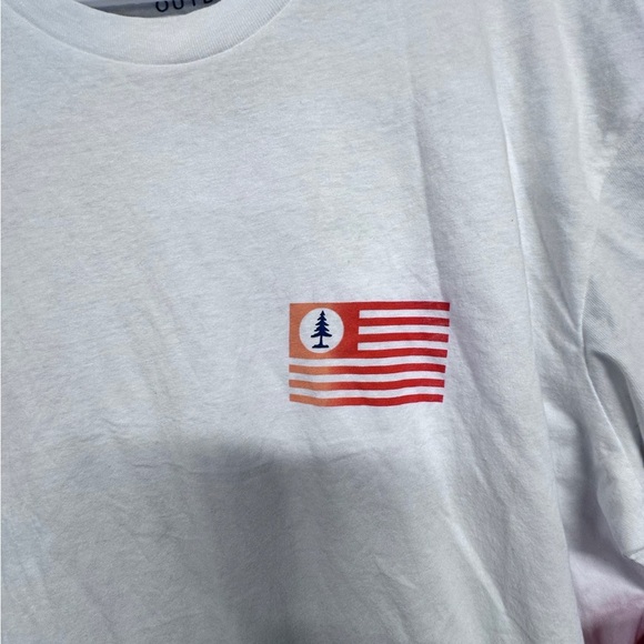 Bass Outdoor White Short Sleeve Tee with Classic Crew Neck - Picture 6 of 6